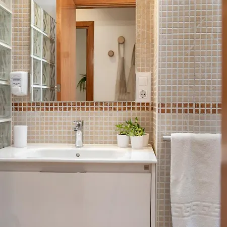 Carme -alojamiento Centrico En *