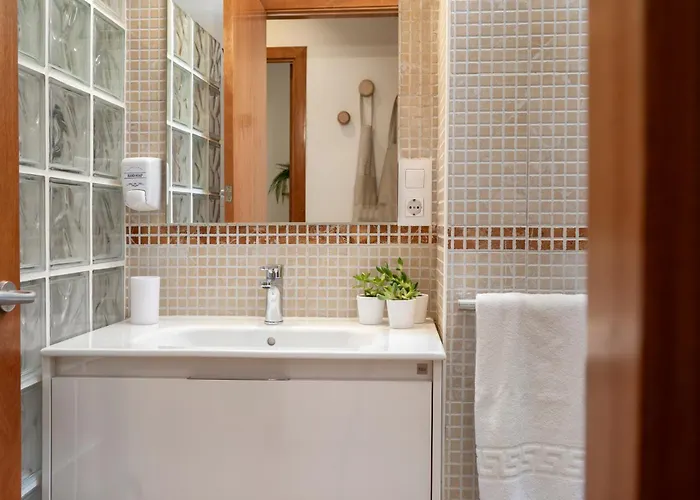 Carme -alojamiento Centrico En *